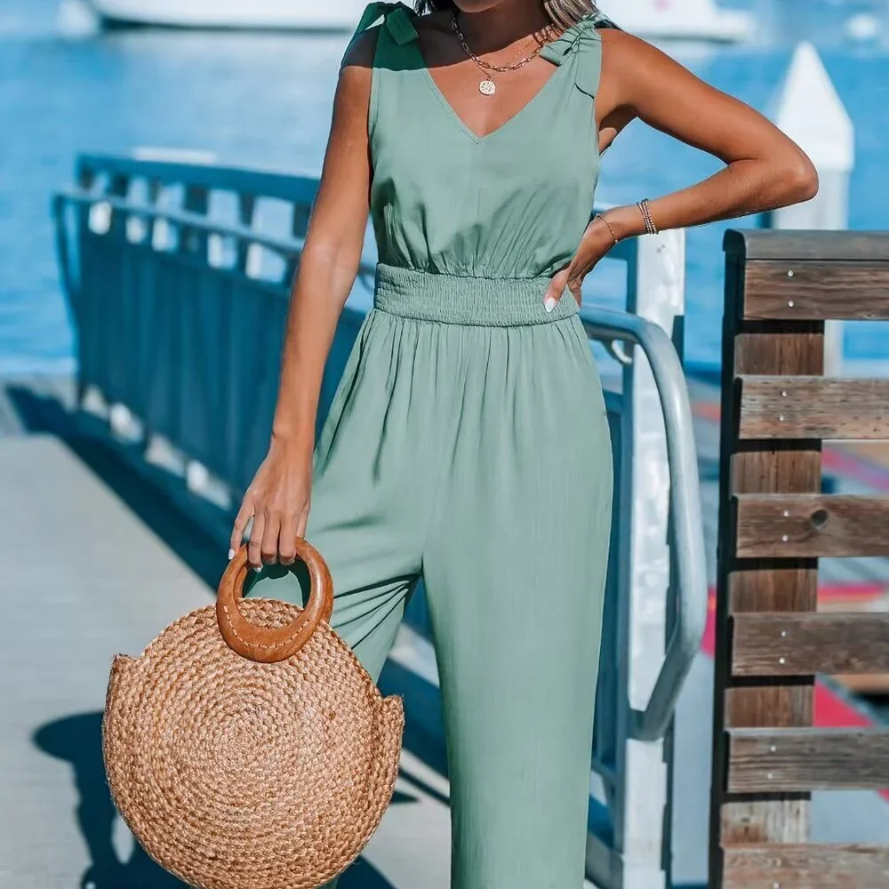 CUPSHE GREEN SHOULDER TIE SMOCKED WAIST WIDE LEG JUMPSUIT SZ MED NWT